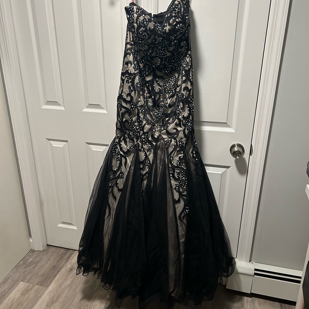 Beautiful mother if the bride gown